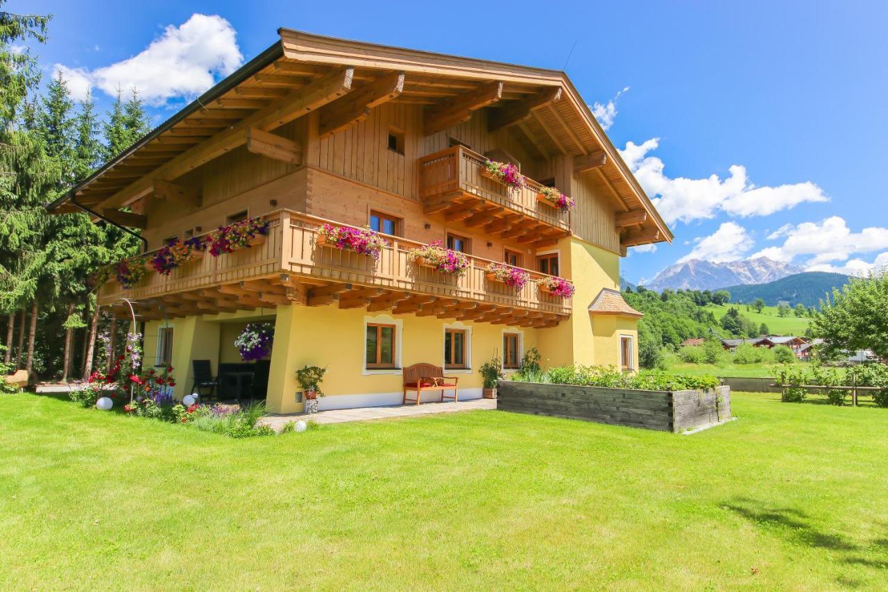 Haus Eder Apartment Saalfelden ภายนอก รูปภาพ